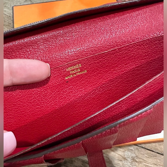 Hermes Bearn Classic Wallet w/ COA & Box - Picture 5 of 17